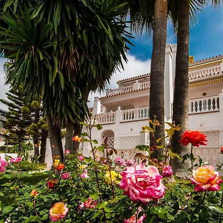 Turisticos Rosas De Capistrano Nerja