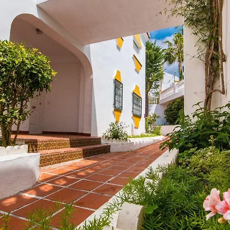 Turisticos Rosas De Capistrano Hotel *