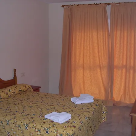 Turisticos Rosas De Capistrano Hotel Nerja