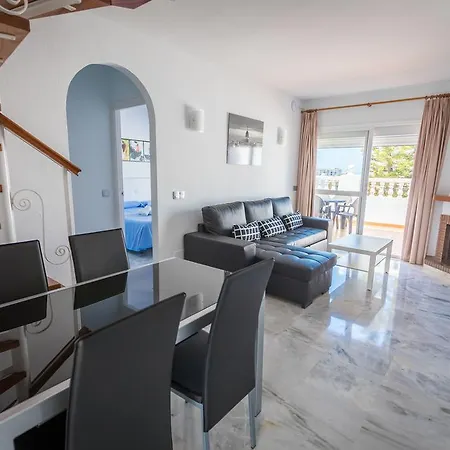 Rosas De Capistrano Apartment