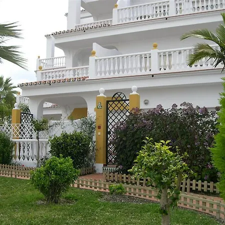 Rosas De Capistrano Apartment *
